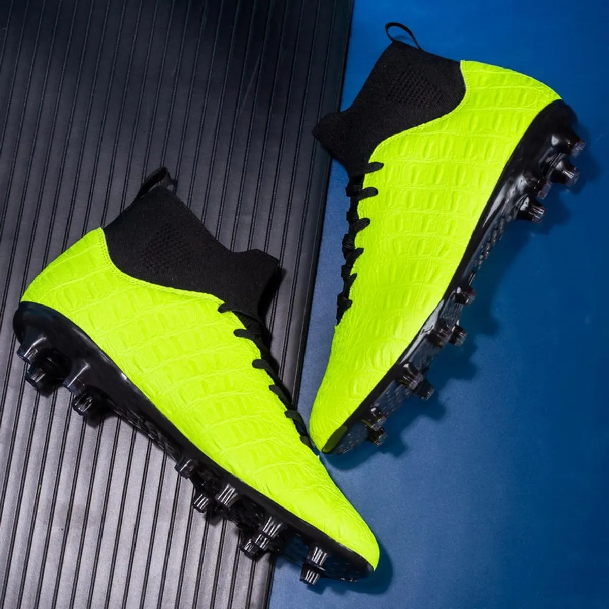 DHOVOR Men's Women's Soccer Cleats Light-Weight Athletics Football Shoes High-Top Football Boots Outdoor Soccer Shoes