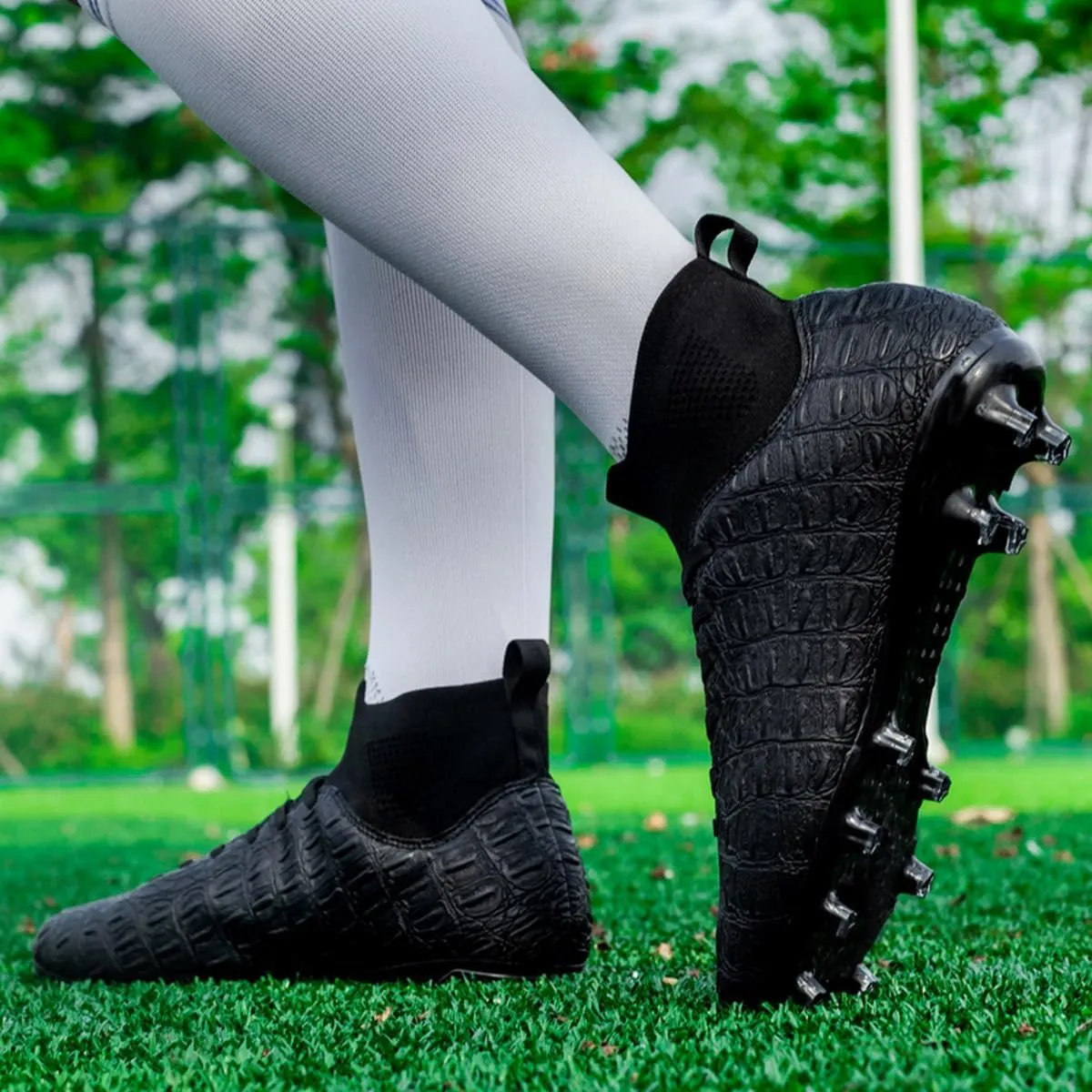 DHOVOR Men's Women's Soccer Cleats Light-Weight Athletics Football Shoes High-Top Football Boots Outdoor Soccer Shoes
