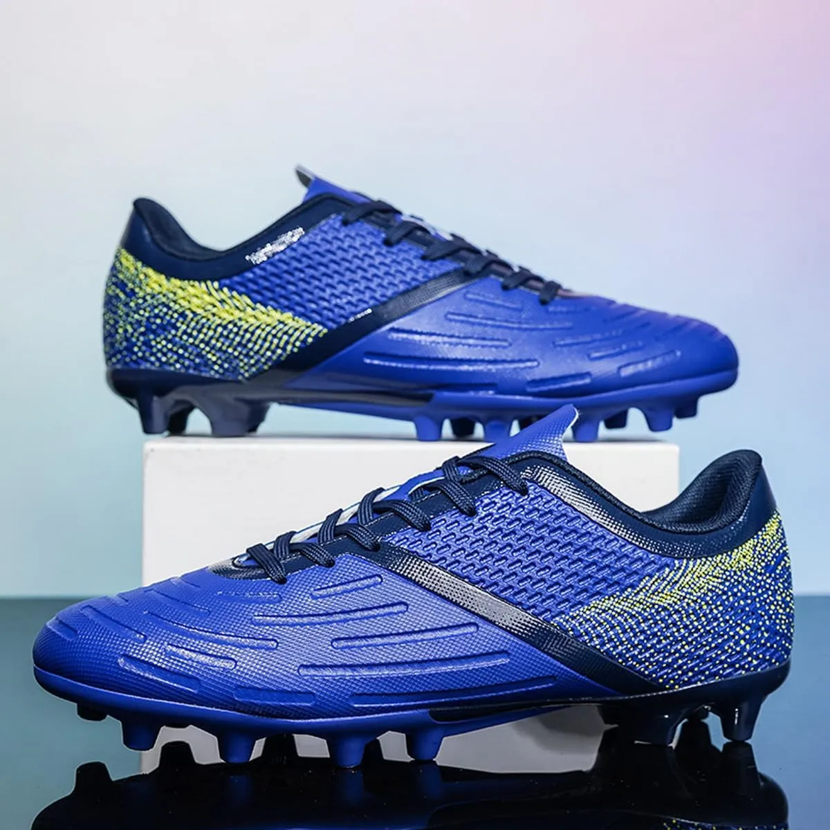DHOVOR Soccer Cleats for Men's Football Shoes Youth Lightweight Football Cleats Athletics Football Trainers Outdoor Soccer Shoes Men