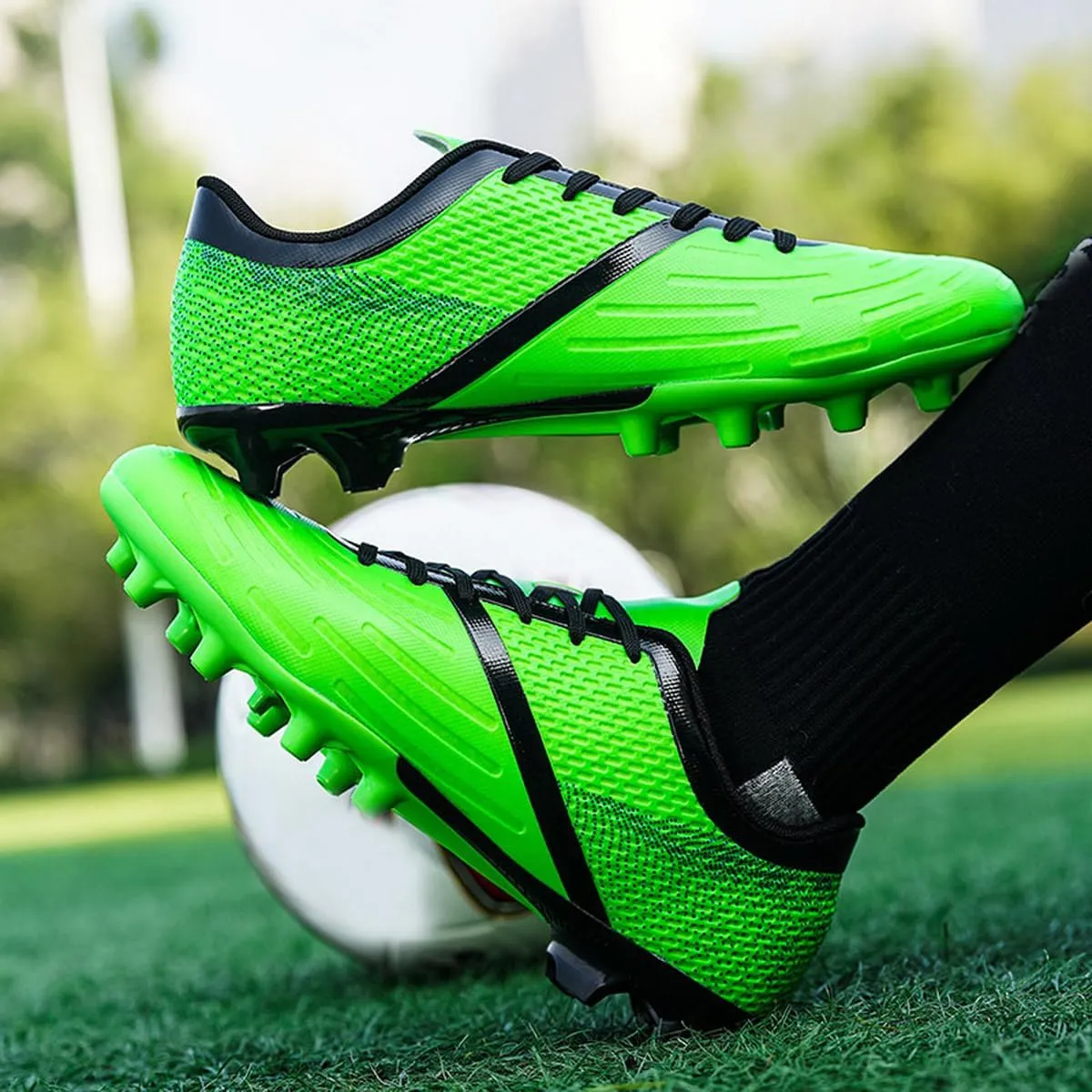 DHOVOR Soccer Cleats for Men's Football Shoes Youth Lightweight Football Cleats Athletics Football Trainers Outdoor Soccer Shoes Men