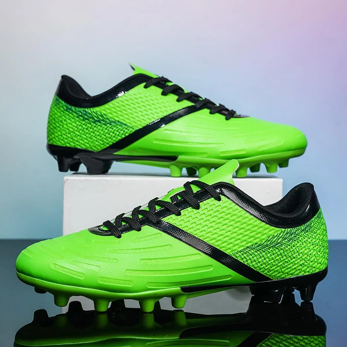 DHOVOR Soccer Cleats for Men's Football Shoes Youth Lightweight Football Cleats Athletics Football Trainers Outdoor Soccer Shoes Men