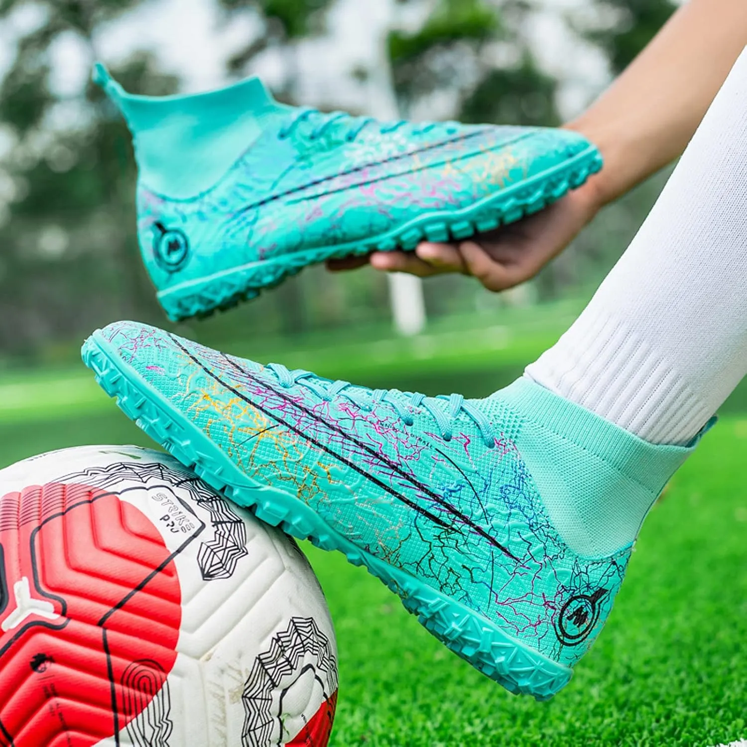 FLIOZY Mens High-Top Soccer Boots Big Kids Professional Training Shoes Athletic Soccer Shoes Turf Shoes Outdoor Football Shoes Sneaker