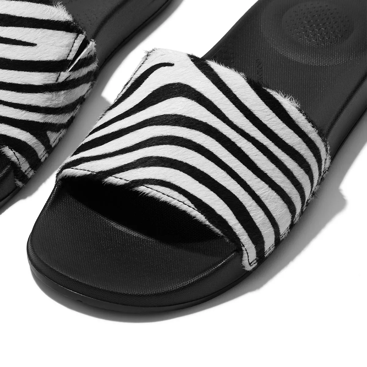 iQUSHION Zebra-Print Hair-On Leather Slides