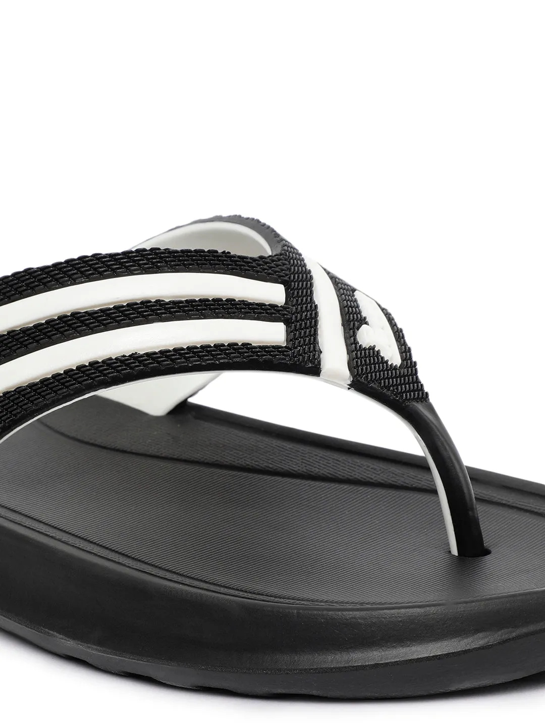 Paragon K3400G Men Stylish Lightweight Flipflops | Comfortable soles| Casual & Trendy Slippers | Indoor & Outdoor