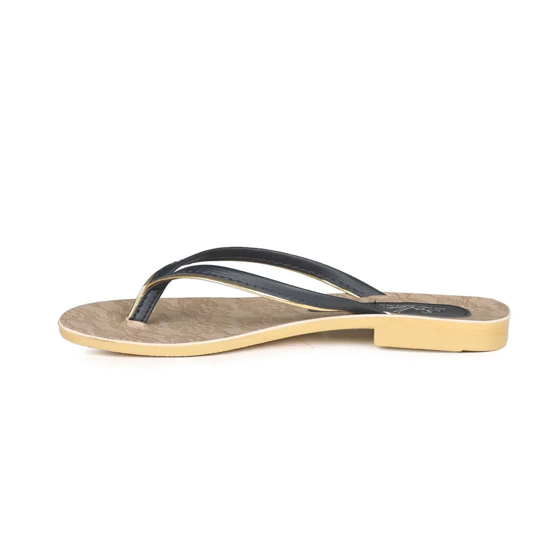 Paragon PU75007LP Women Stylish Lightweight Flipflops | Comfortable soles| Casual & Trendy Slippers | Indoor & Outdoor