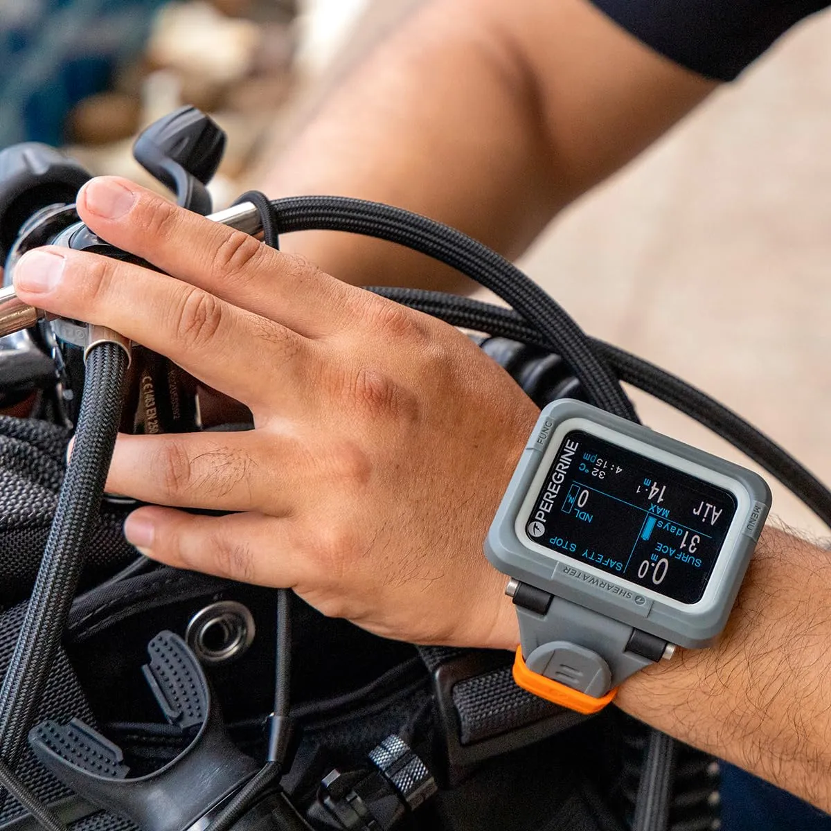 Shearwater PEREGRINE Adventures Edition Dive Computer - Air, Nitrox, 3 Gas