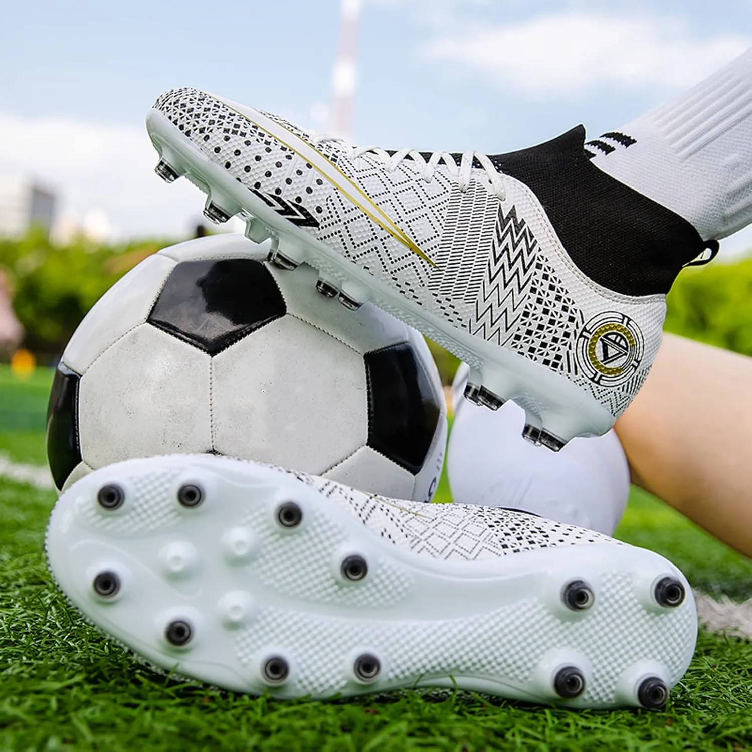 Soccer Cleats Mens,Casual High-top Lace-up Youth Football Cleats,Comfortable Non-Slip Fg/Ag Turf Soccer Shoes Men,for Soccer Cleats Boys/Training