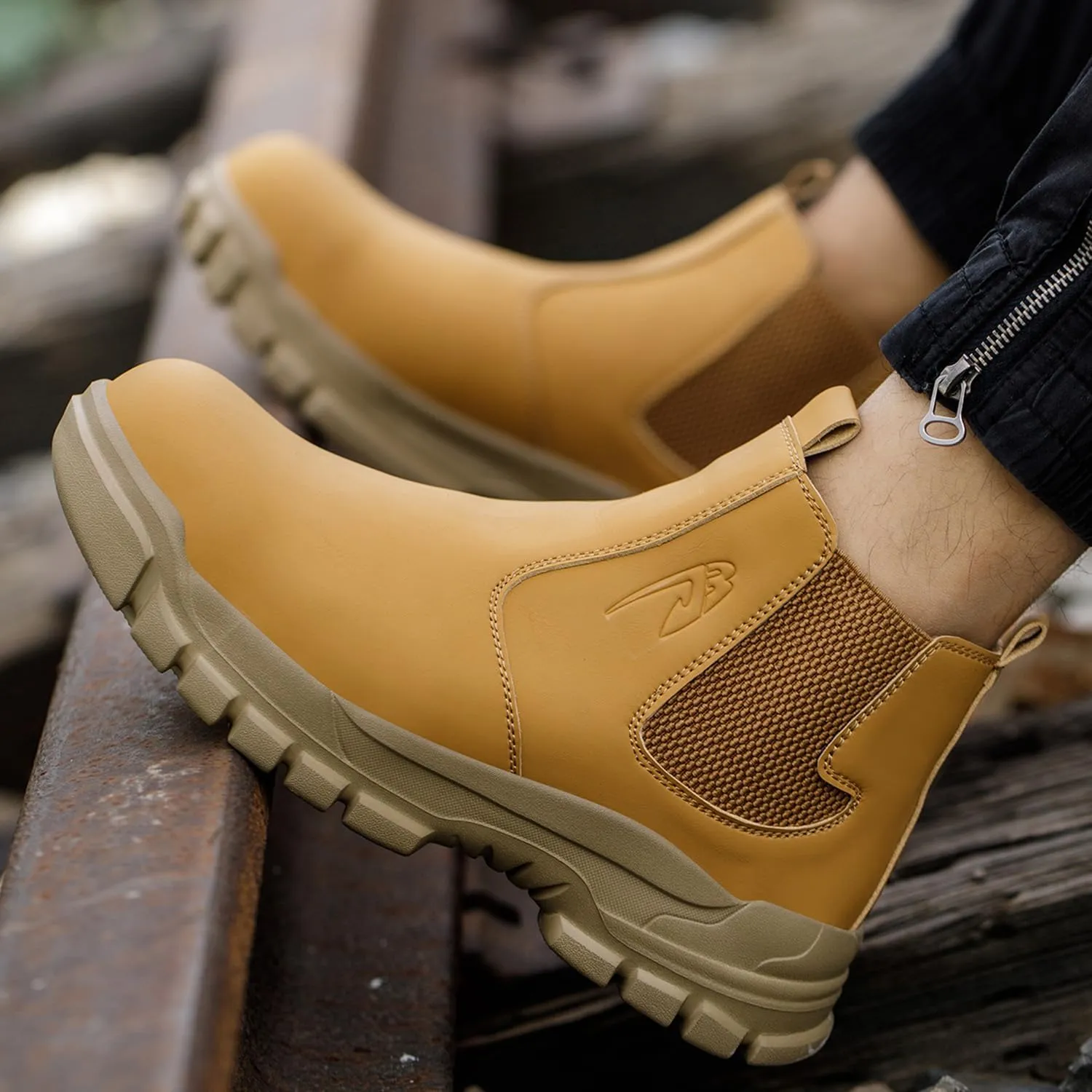 Steel Toe Slip on Work Boots for Men Industrial Construction Safety Work Shoes Lightweight Comfortable Indestructible Sneakers