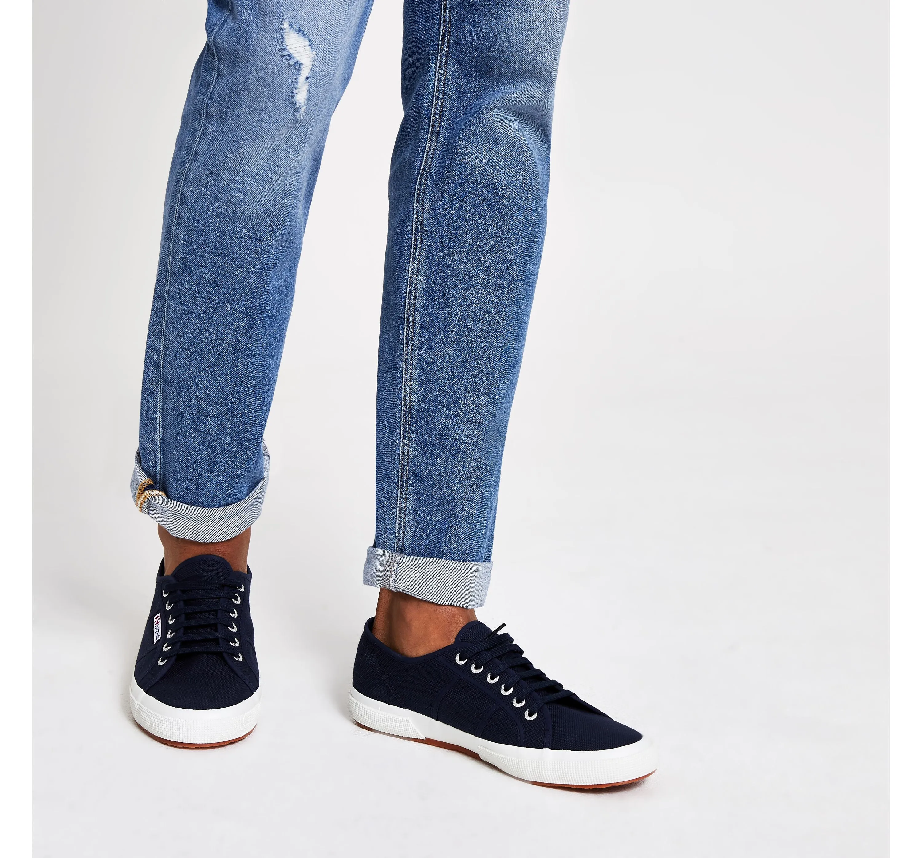 Superga 2750 Cotu Classic Lace Up Fashion Shoe Sneaker Navy (39.5 (US Men's 7, US Women's 8.5) Medium, NAVY)