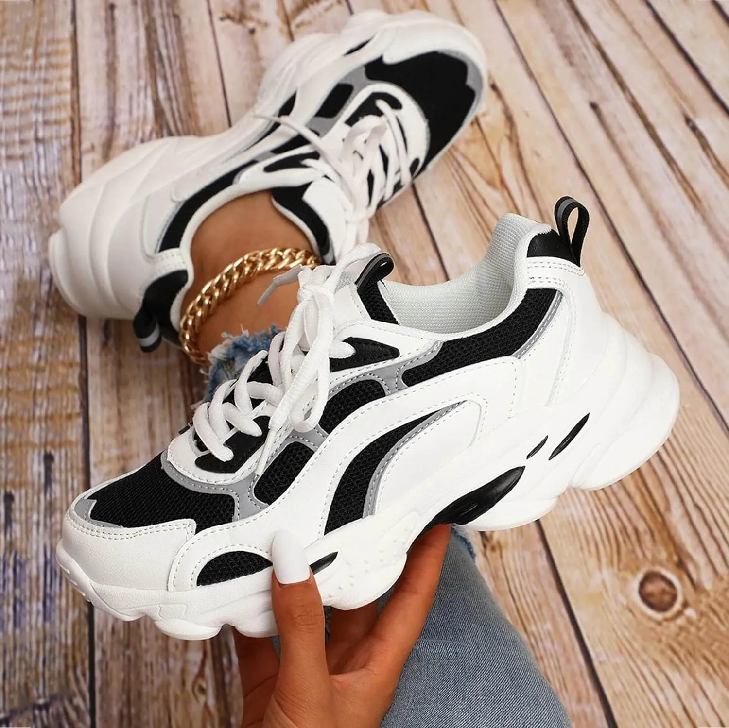 Womens Canvas Slip On Sneakers Casual Walking Shoes Lightweight Comfortable Flats Non Slip Elastic Loafers